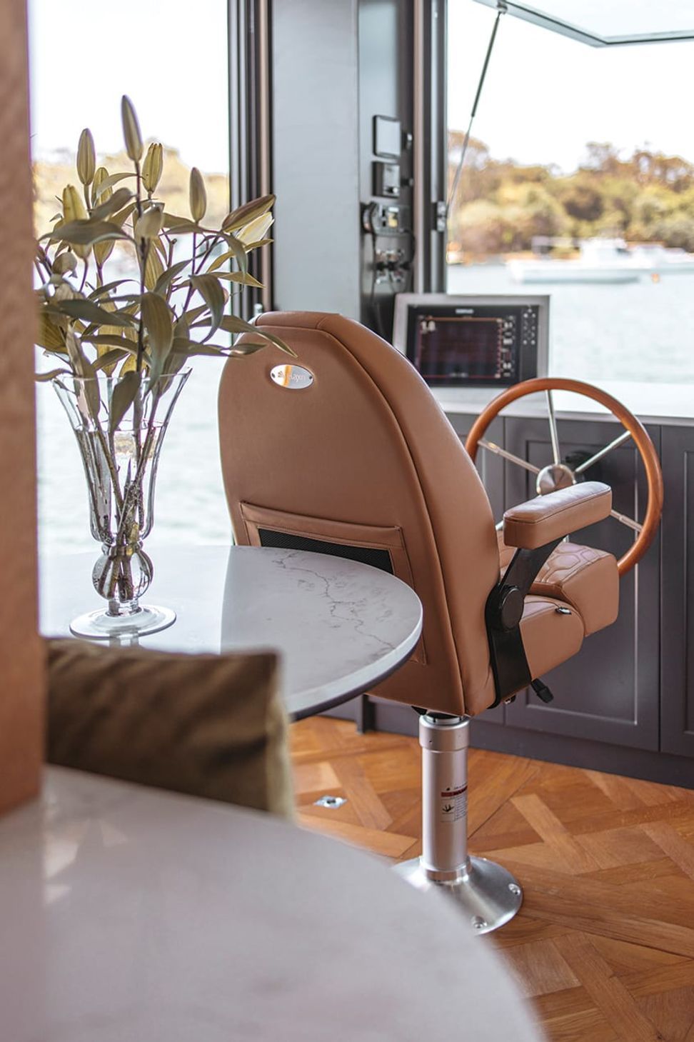 projectauhw1390versaillesnaturalthefrenchmartinihouseboat1portrait-v2.jpg