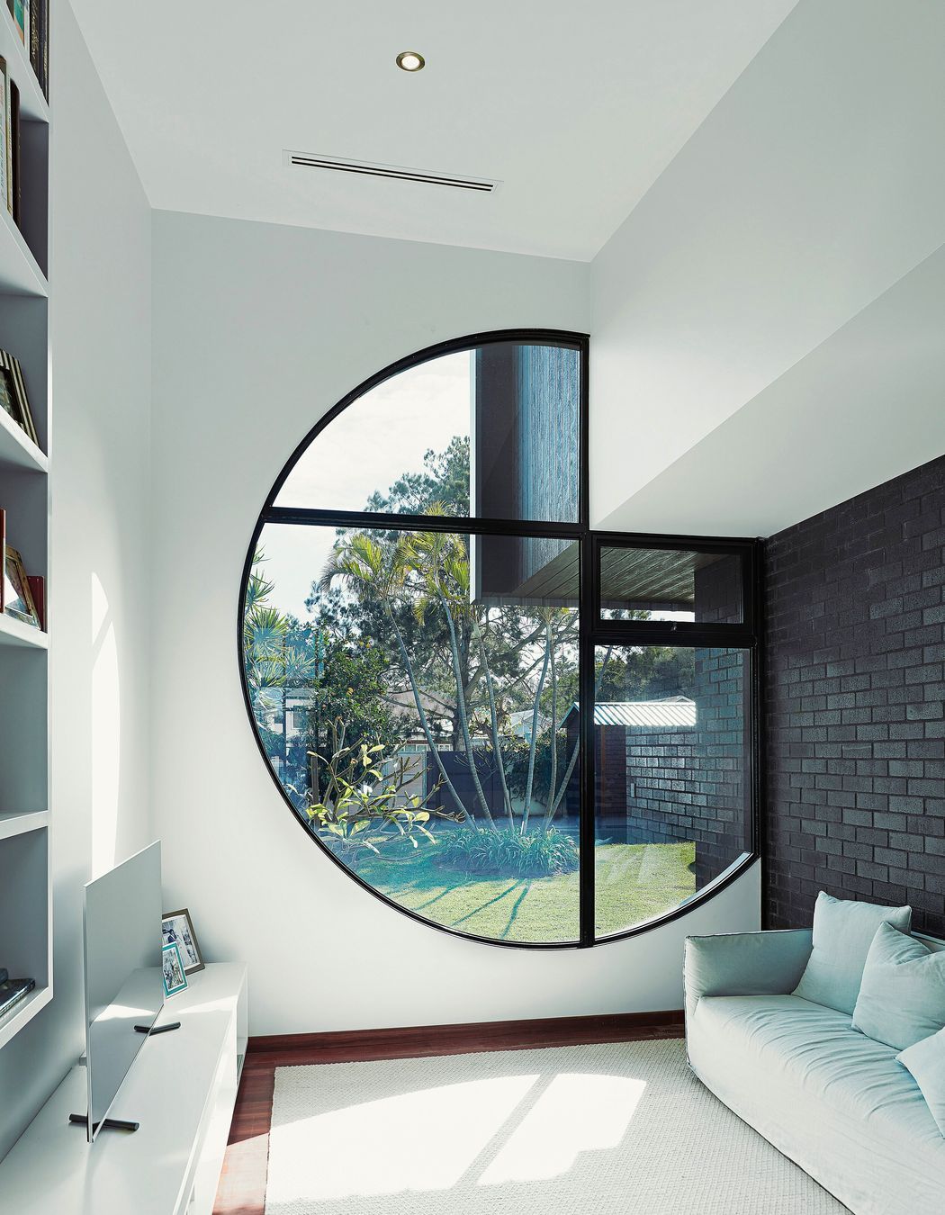 Photography : Luke Carter Wilton