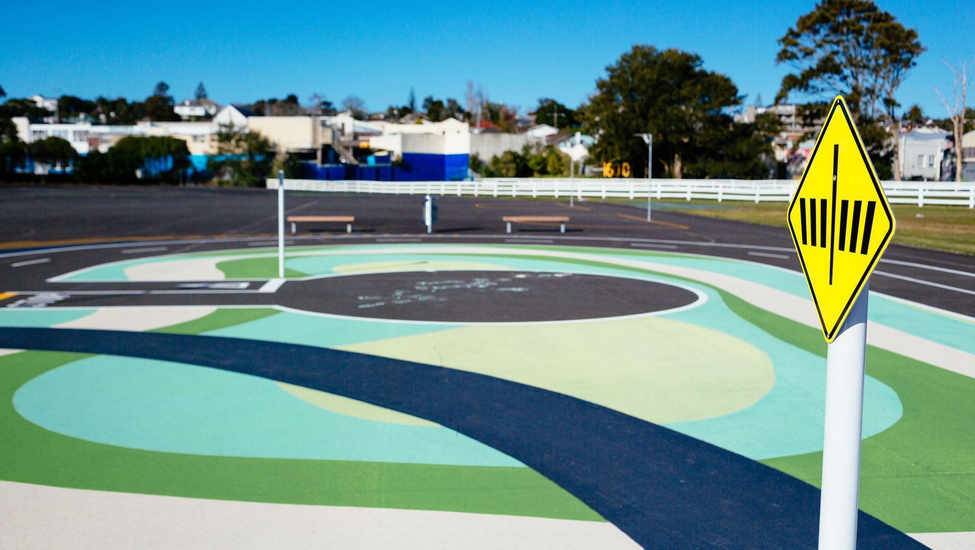 Learn to Ride Track, Avondale banner