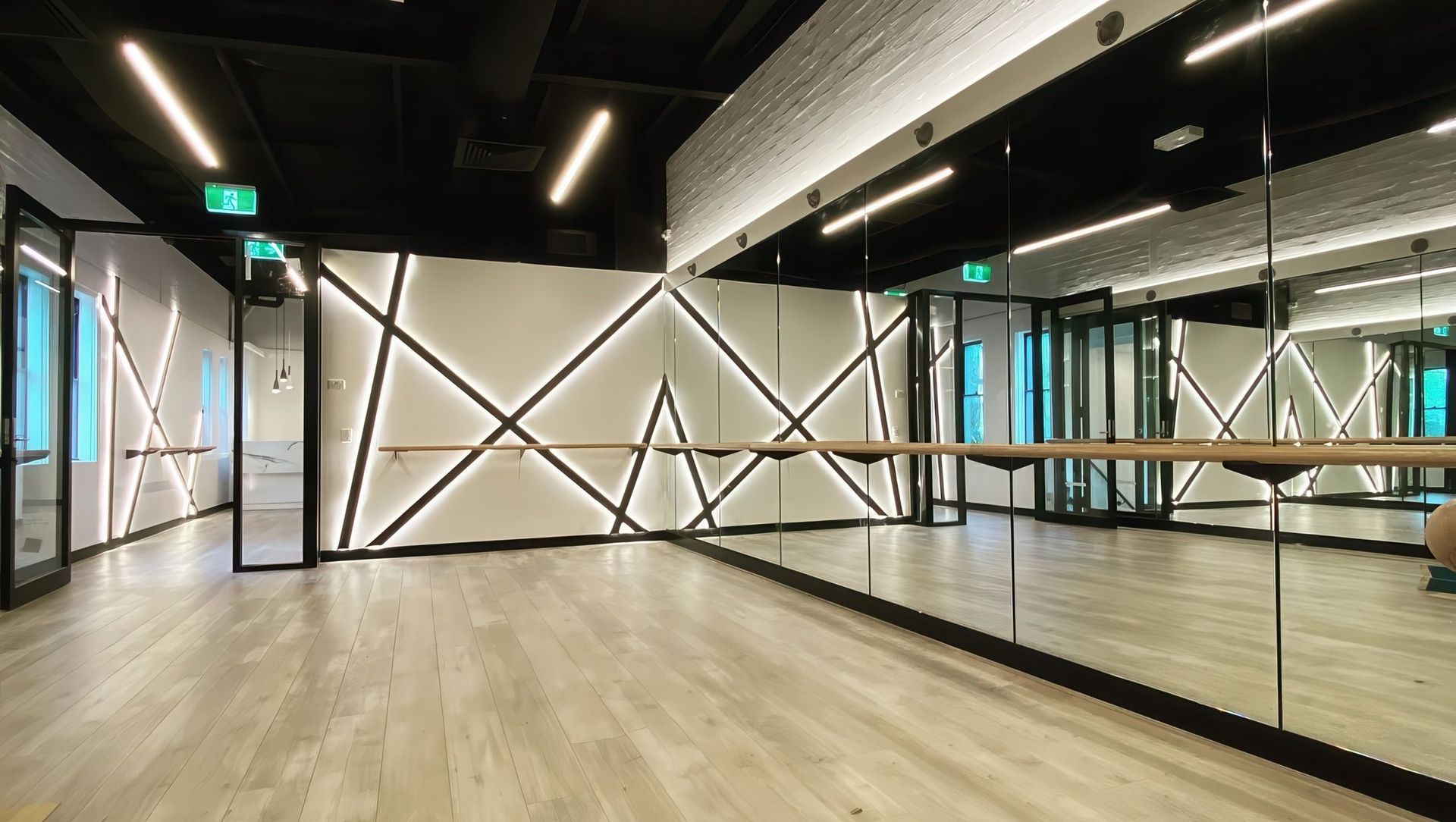 Xtend Barre | Commercial Fit Out banner
