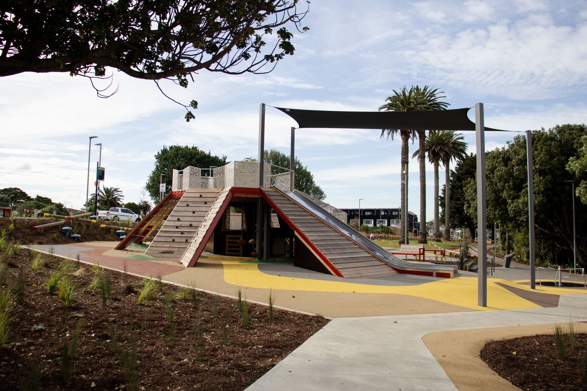 JFCPAPATOETOE121125-17-ap-compressed.jpg