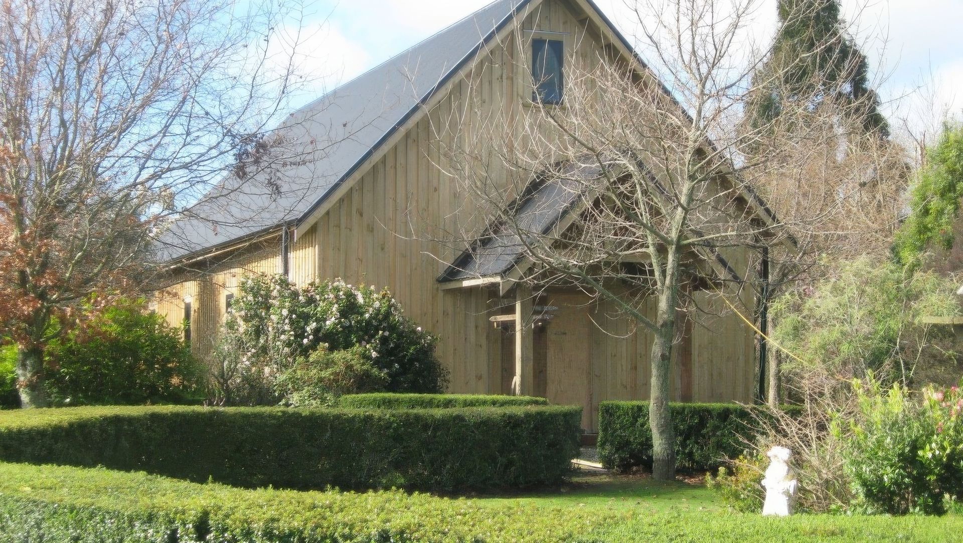 Orlando Country, Marton banner