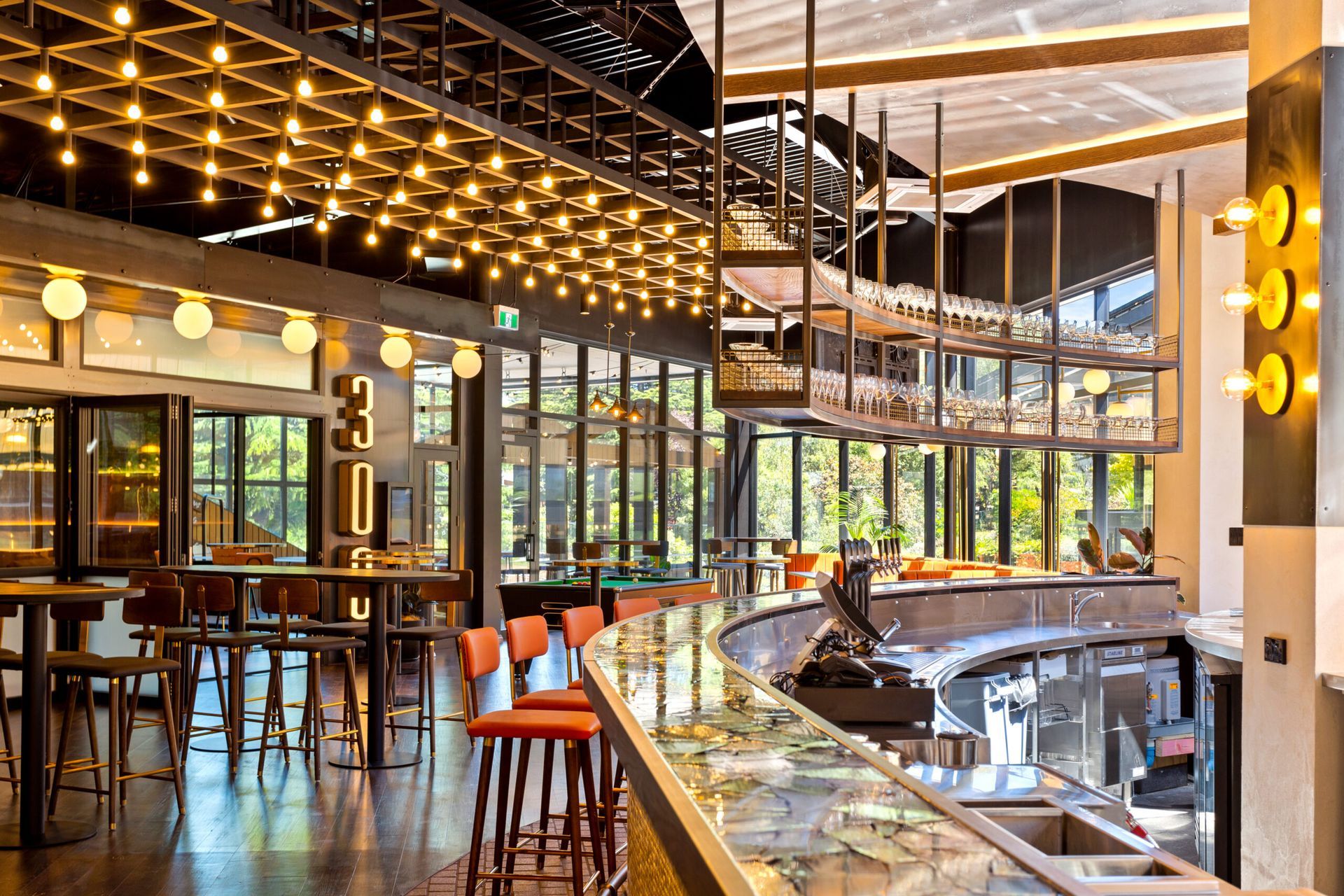 Kingpin | Queenstown