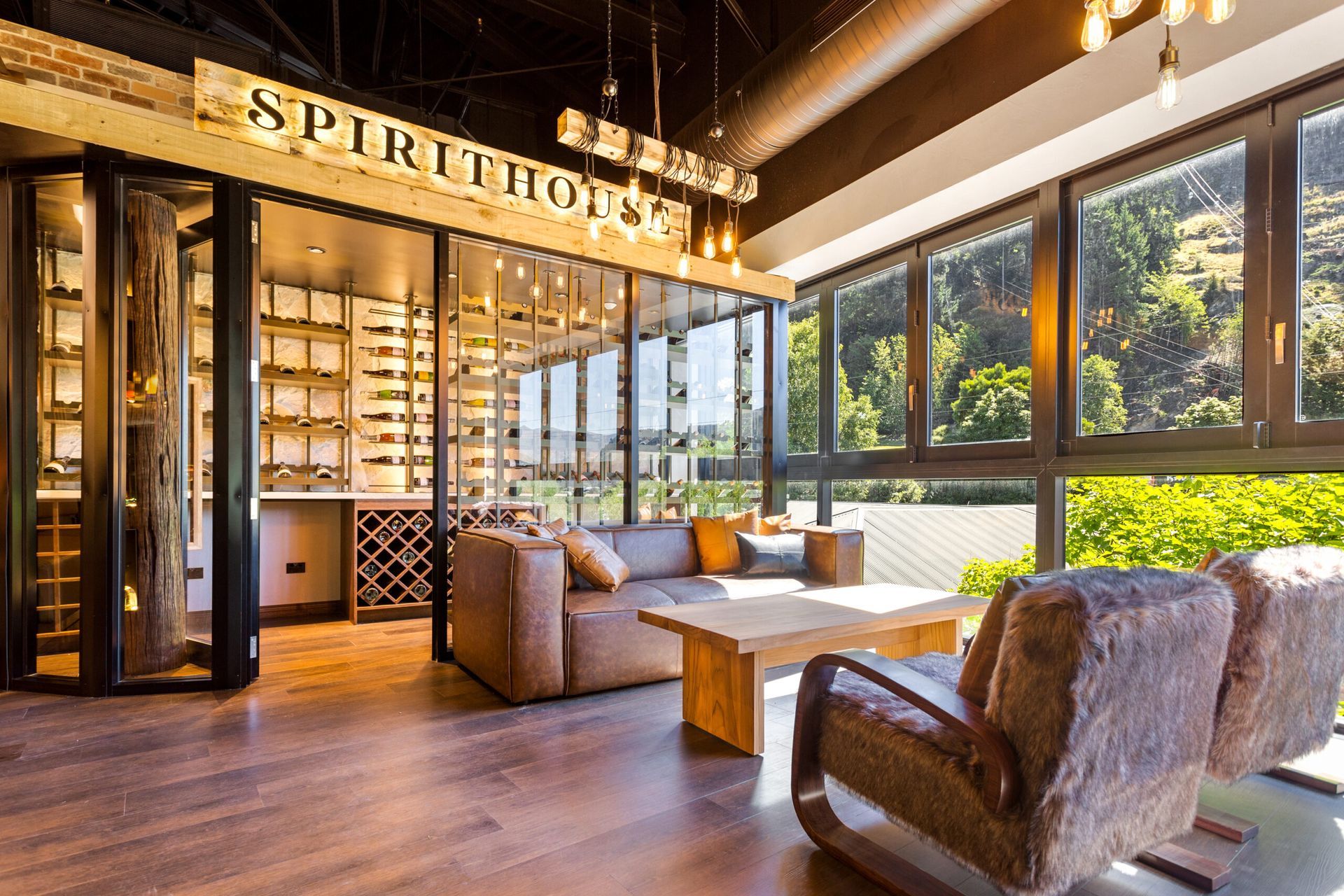 Kingpin | Queenstown