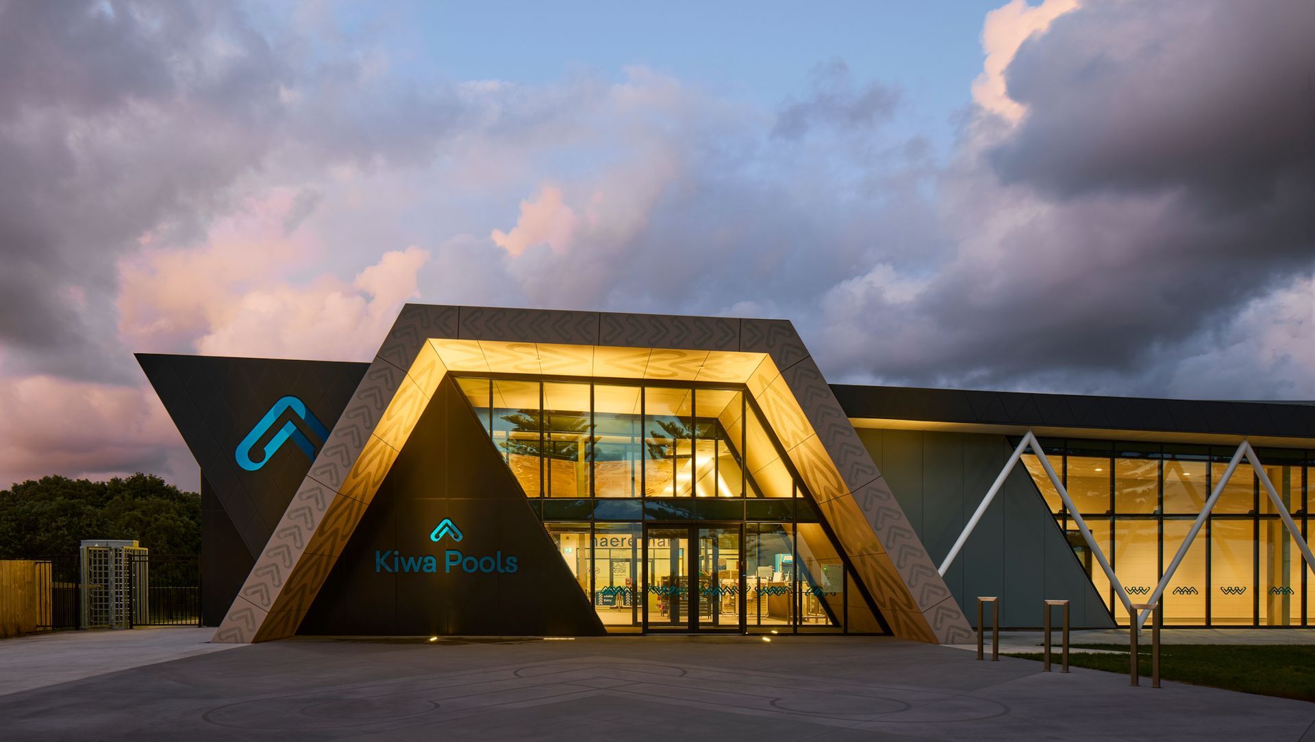 Kōpua o Kiwa (Kiwa Pools) banner