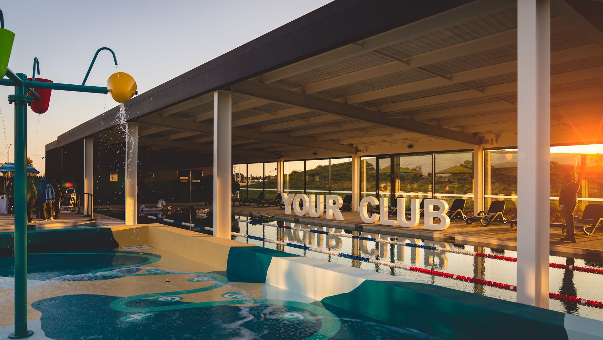 Club Rathdowne banner