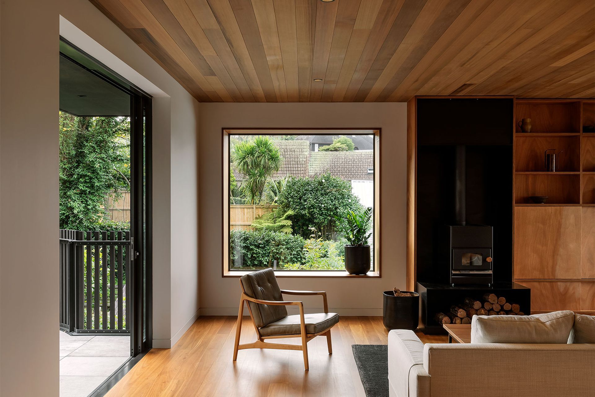 Hobson Bay Residence