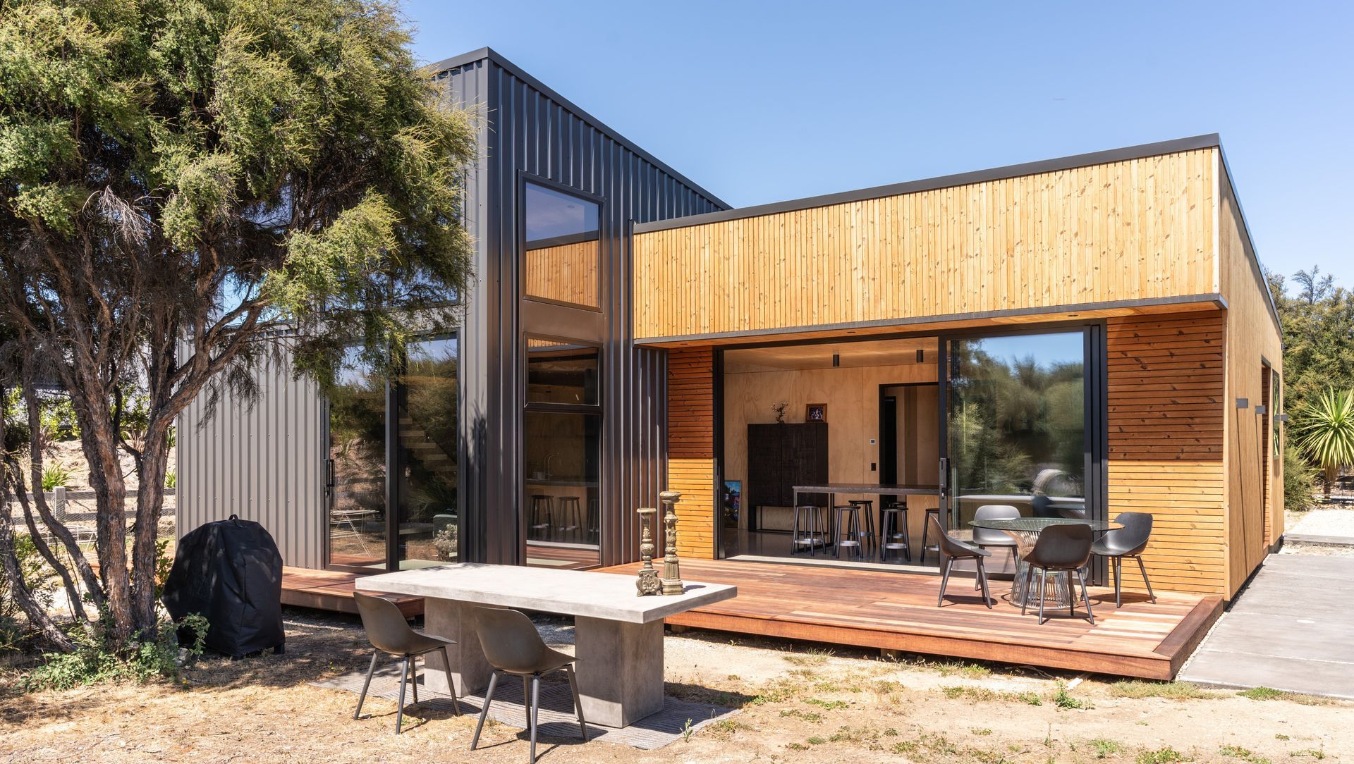 Aubrey Road, Wanaka banner