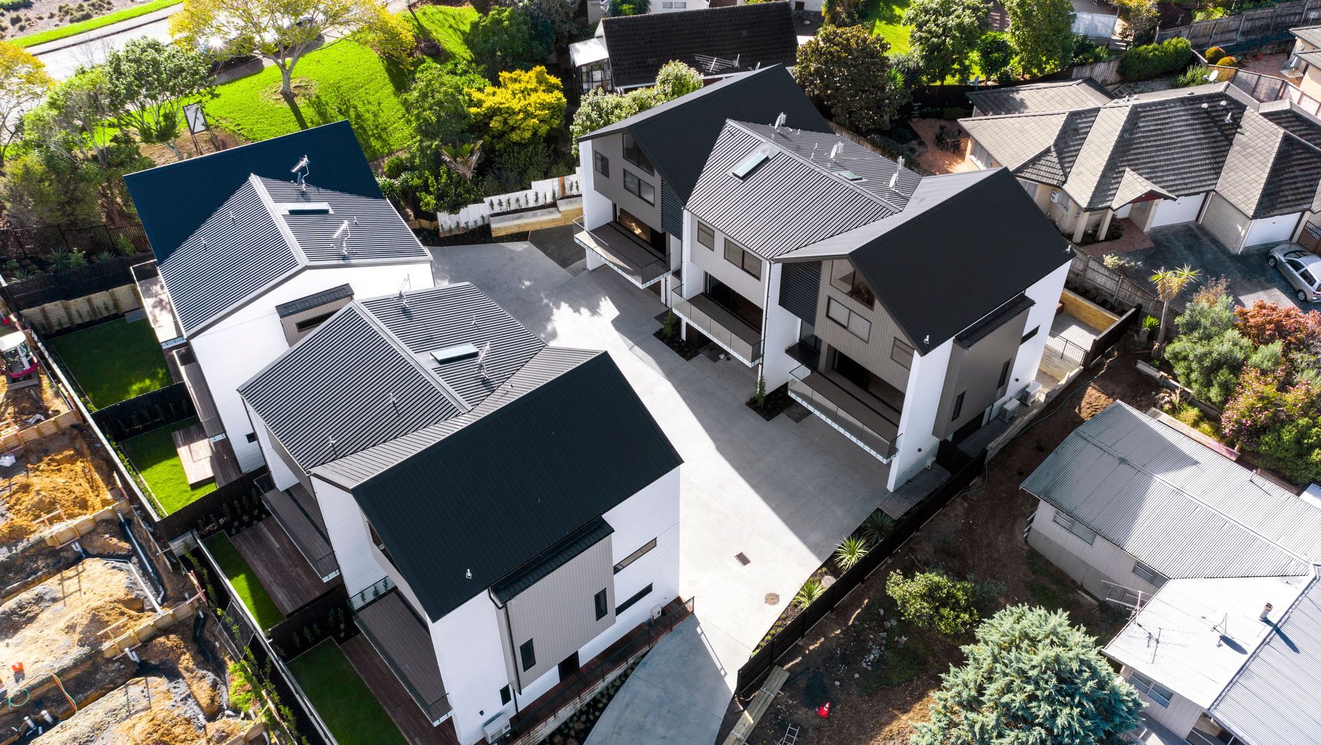 Abercrombie Mews banner