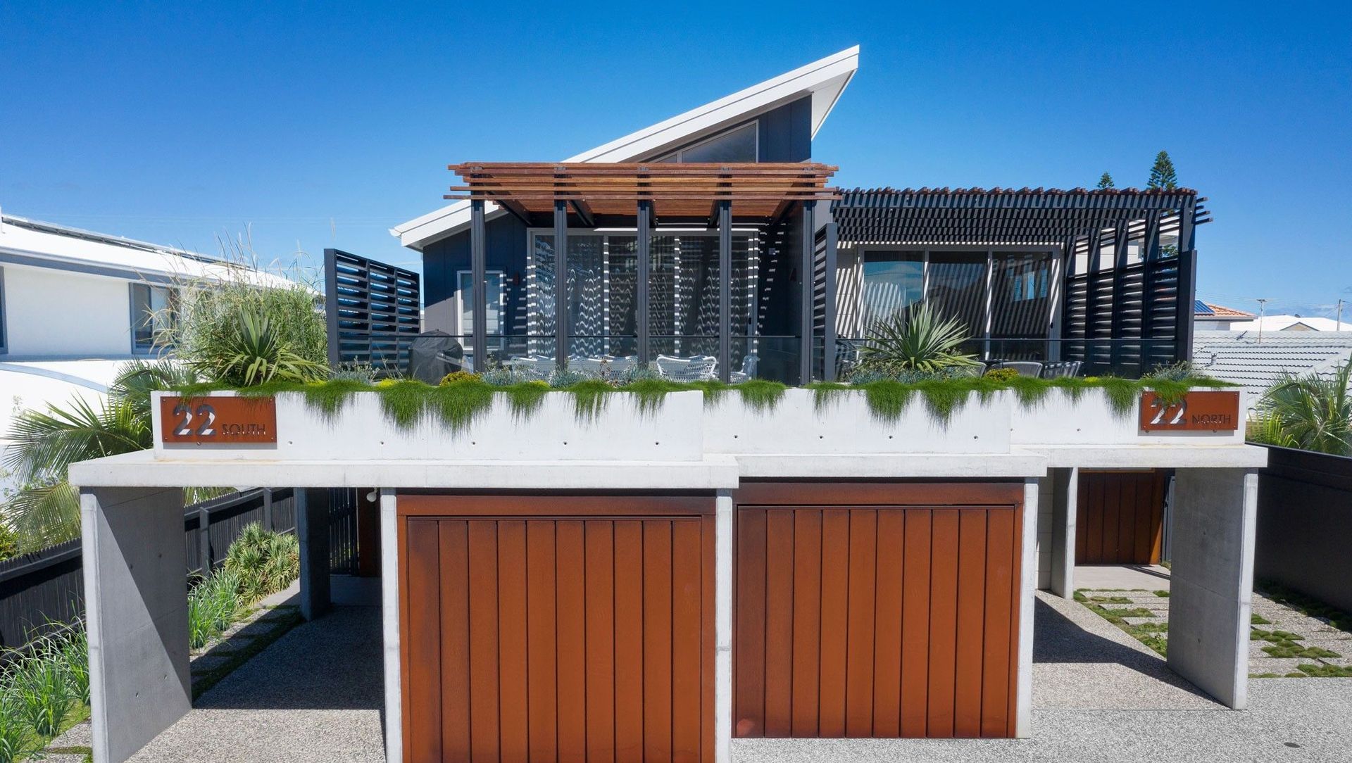 22 Northandsouth banner