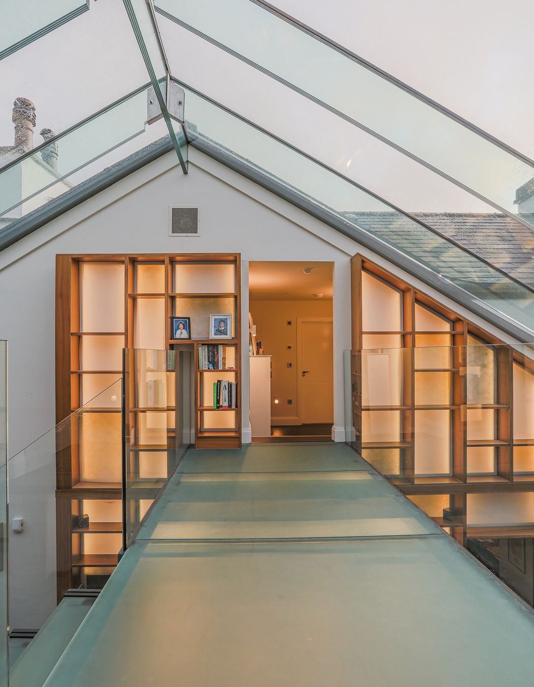 The glass overhead walkway connects the old and new pavillions.