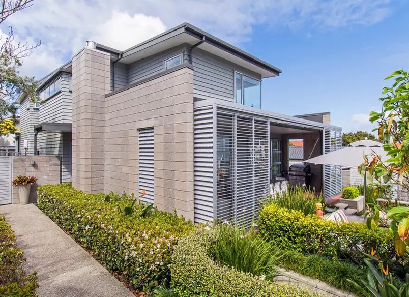 Devon Road Residence