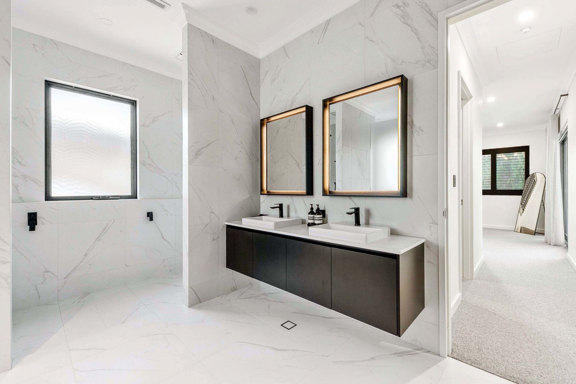 Master-Bathroom-1st-Flr-2-Birch-Street-Attadale-5.jpg