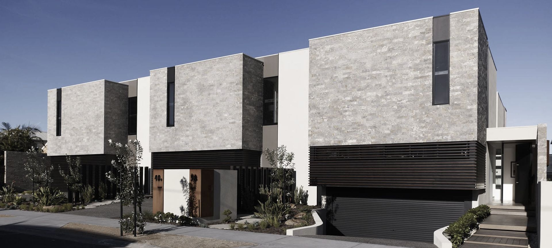 Aspendale Beachfront Townhouses banner