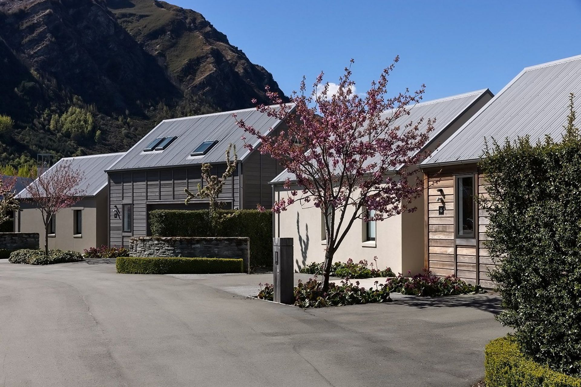 Taramea Square Millbrook