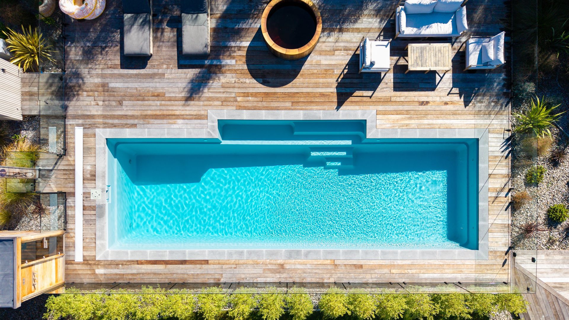  Peninsula Poolscape by Archi Build video