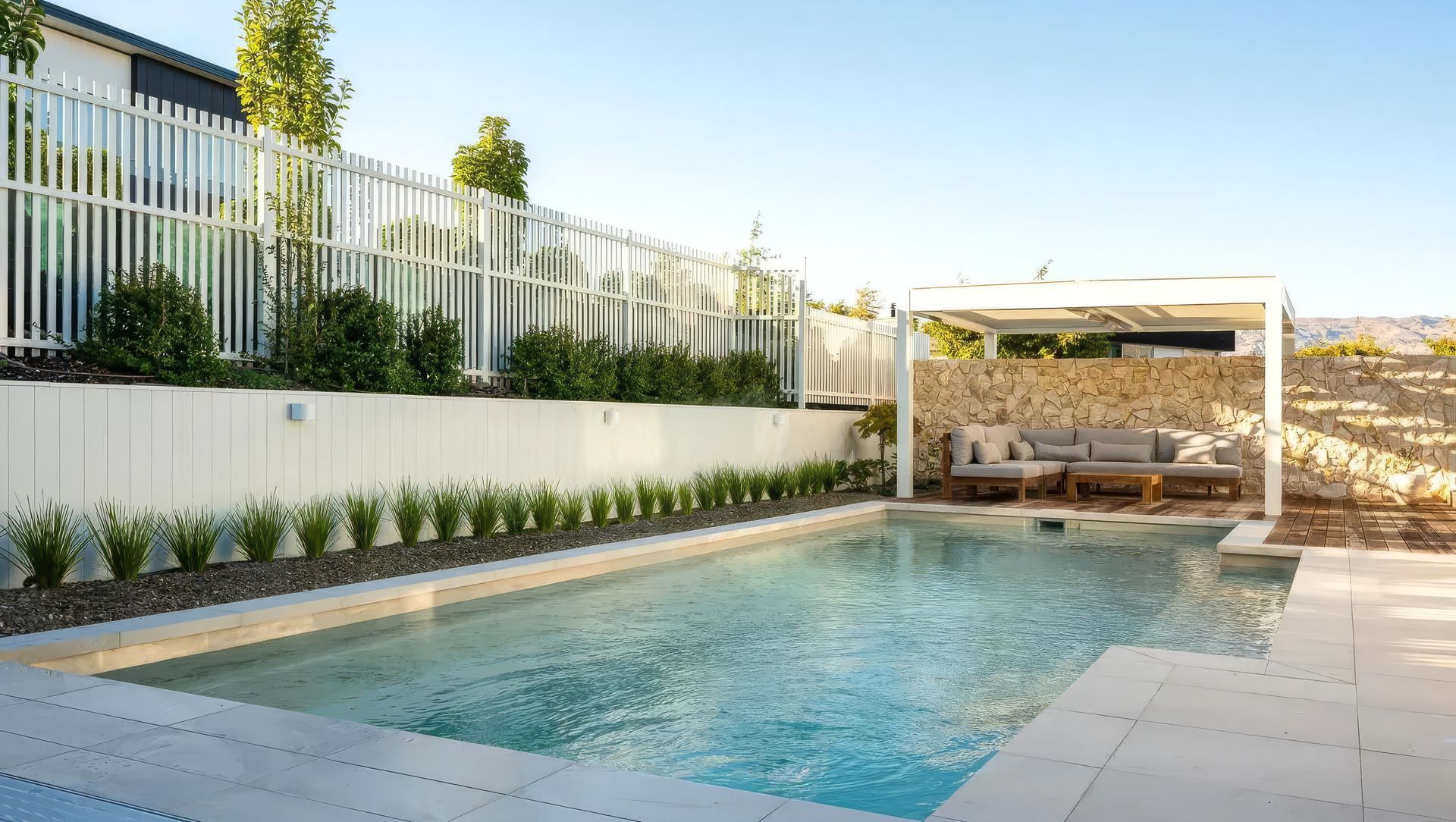 Peninsula Poolscape banner