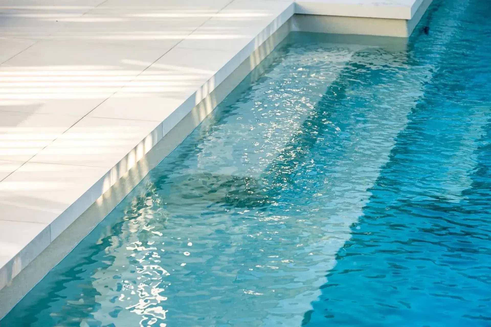 projects-peninsula-poolscape-web-15.webp