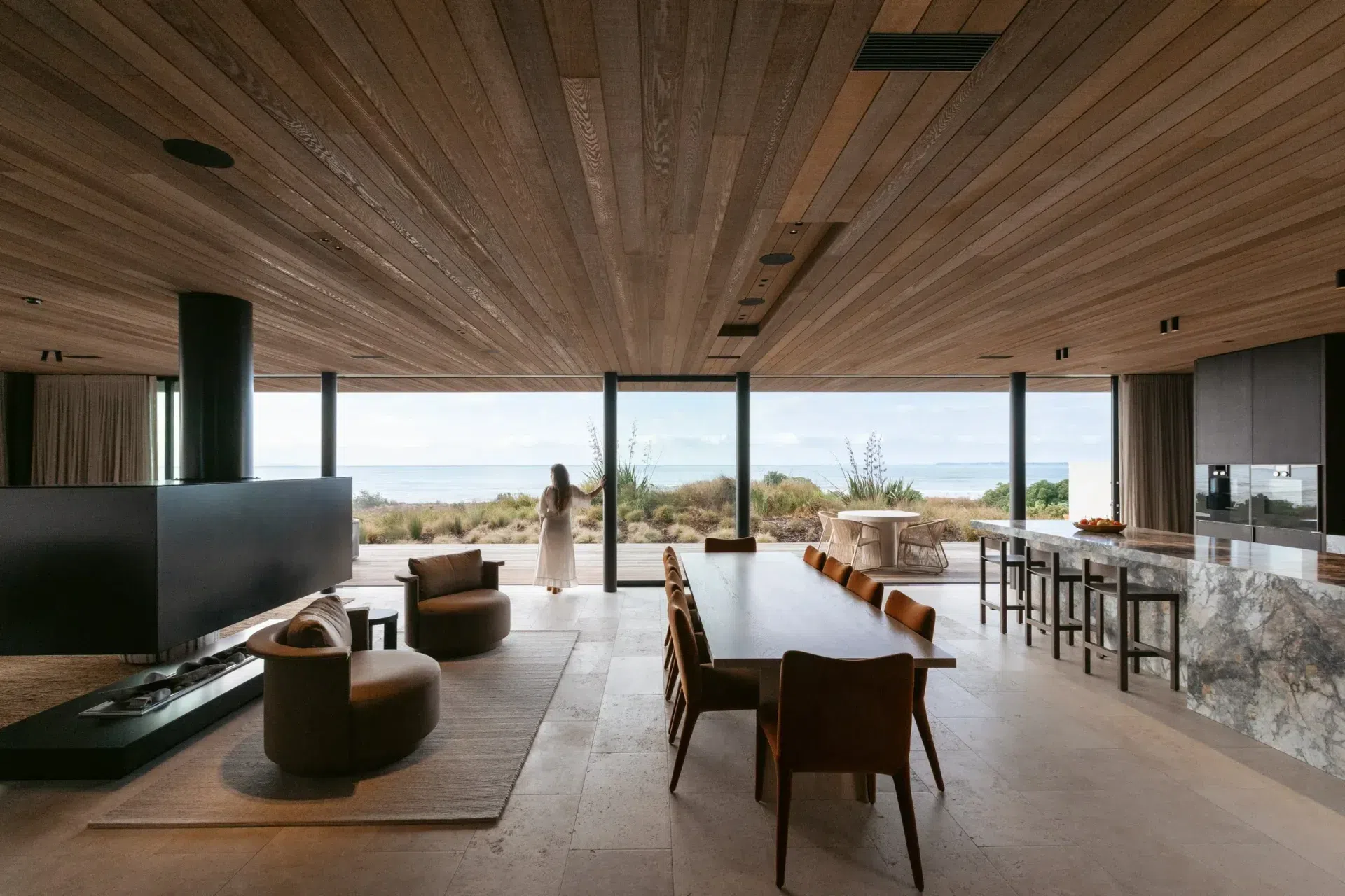 the-retreat-papamoa-dining-01.webp
