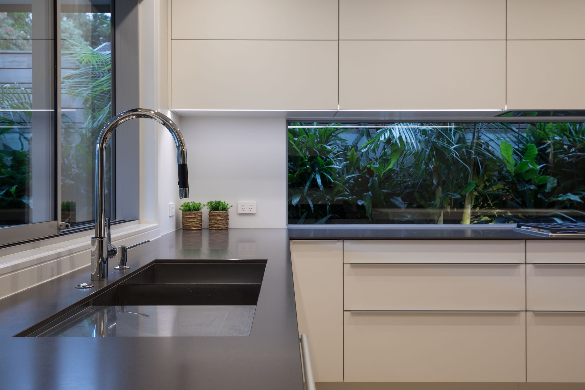 Francis Curtis, Blockhouse Bay