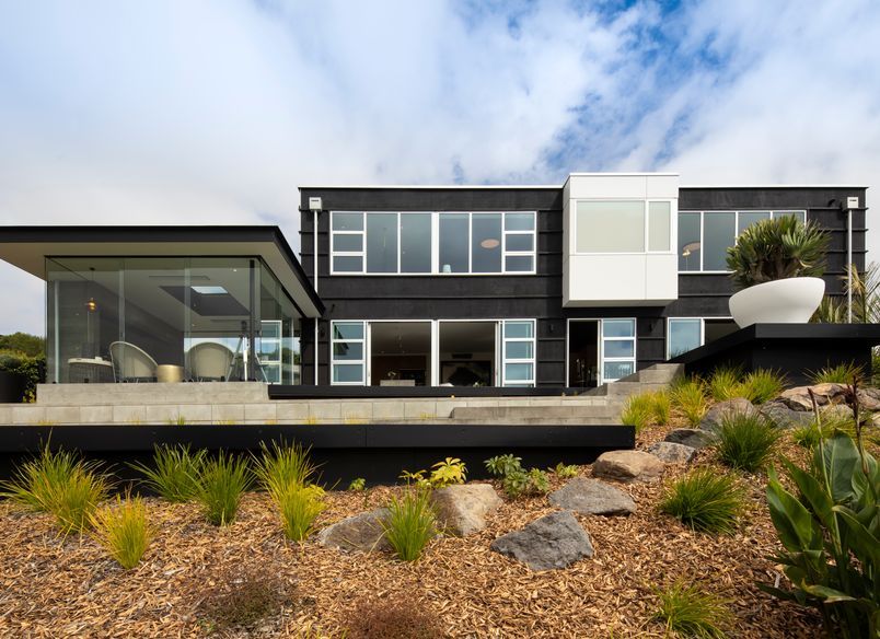 Redcliffs, Canterbury