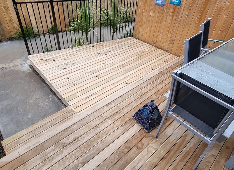 Deck extension - Te Atatu