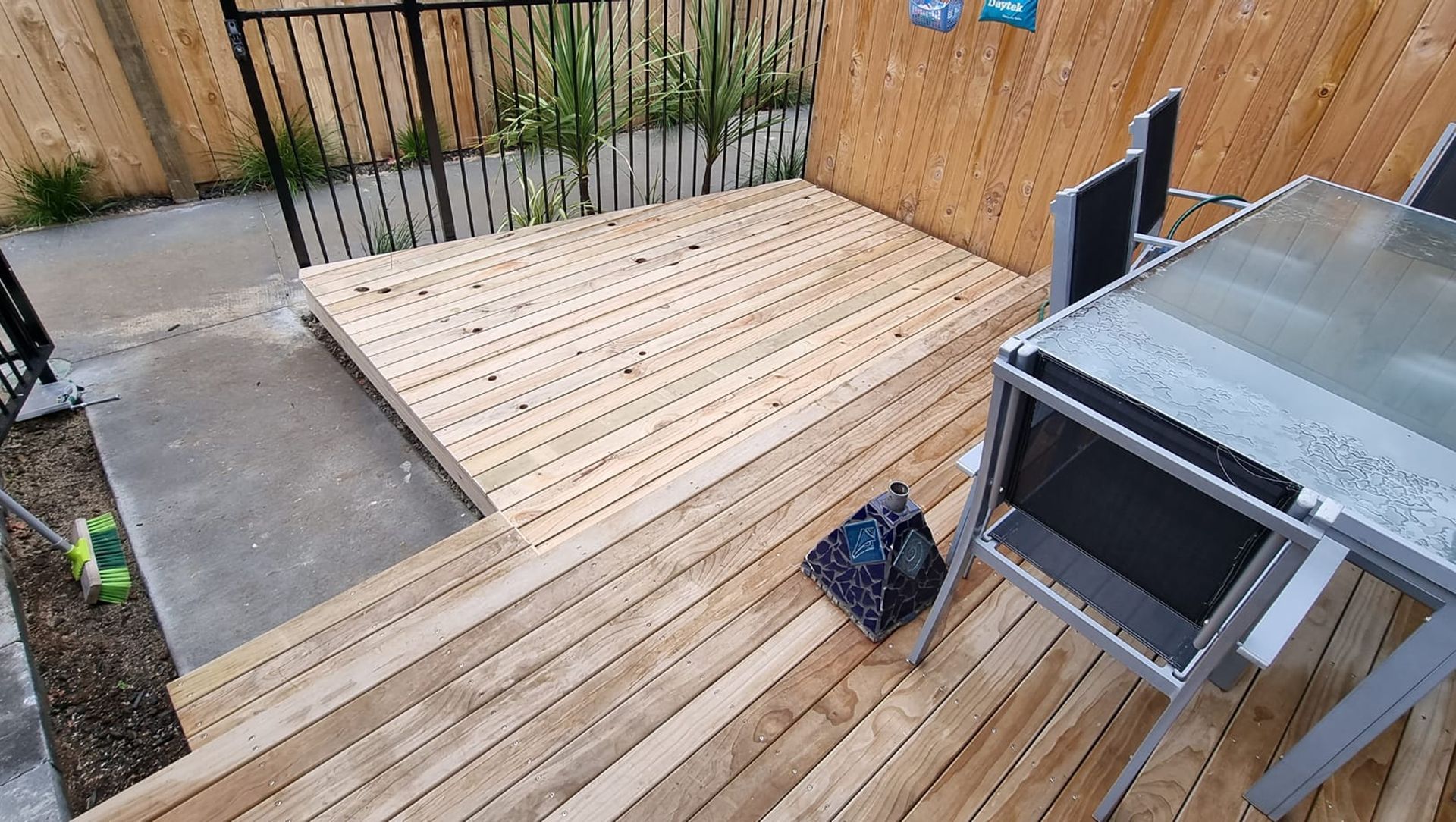 Deck extension - Te Atatu banner