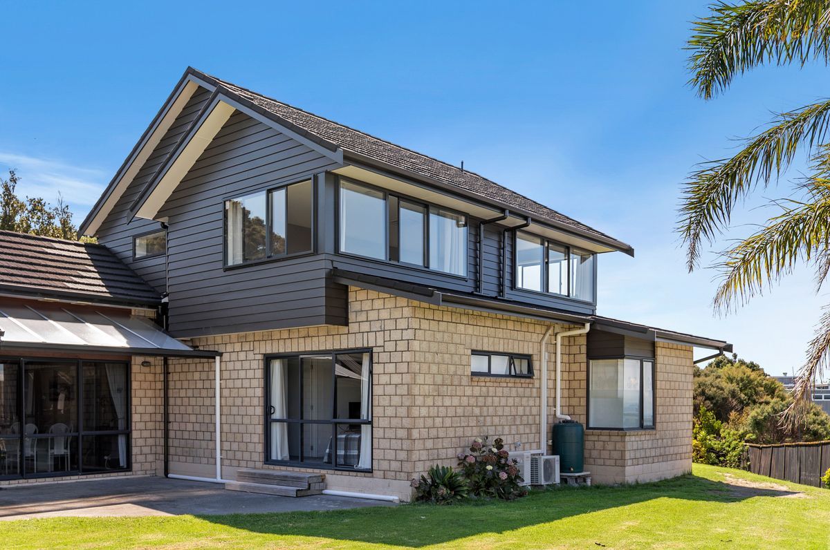 Matakatia Bay - Second Story Addition