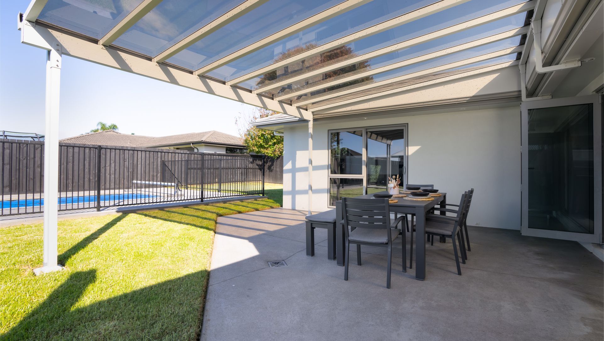 Archgola Linear Canopy | North Hamilton Home banner