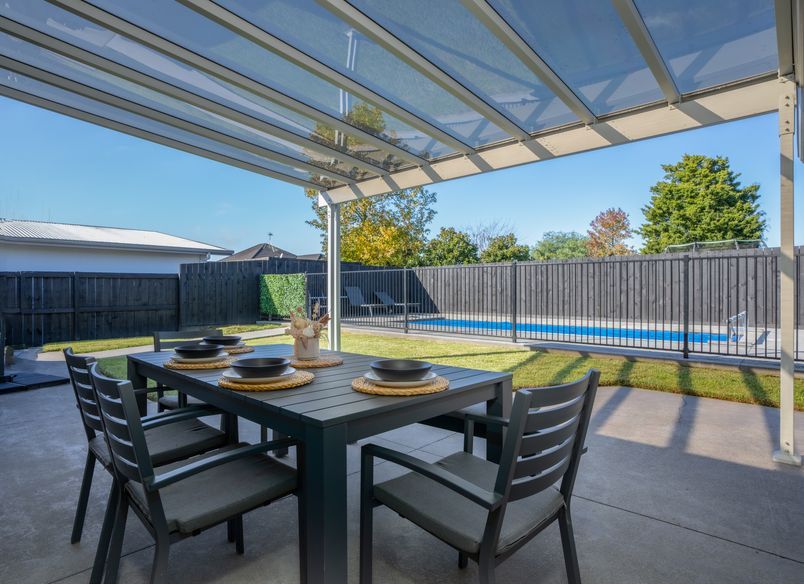 Archgola Linear Canopy | North Hamilton Home