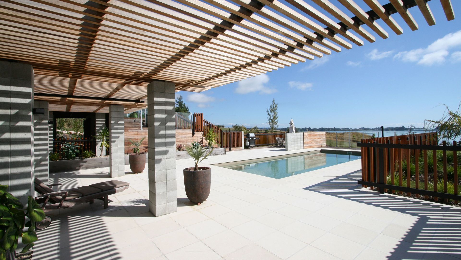 Nelson Pool - Sabbia banner