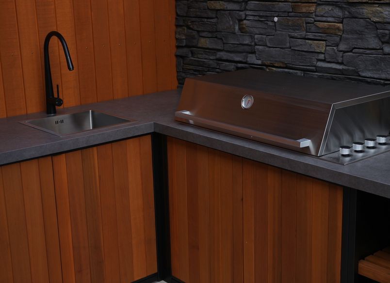 Arrowtown Outdoor Kitchen