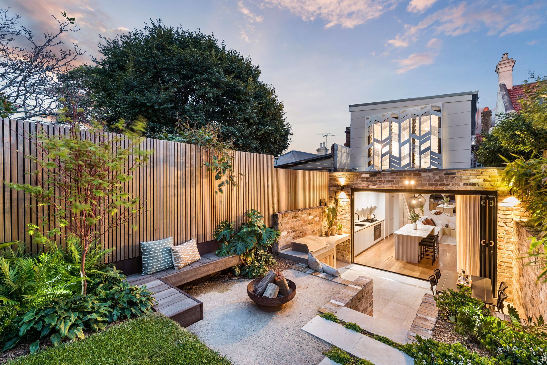 Chandos - Lilyfield NSW