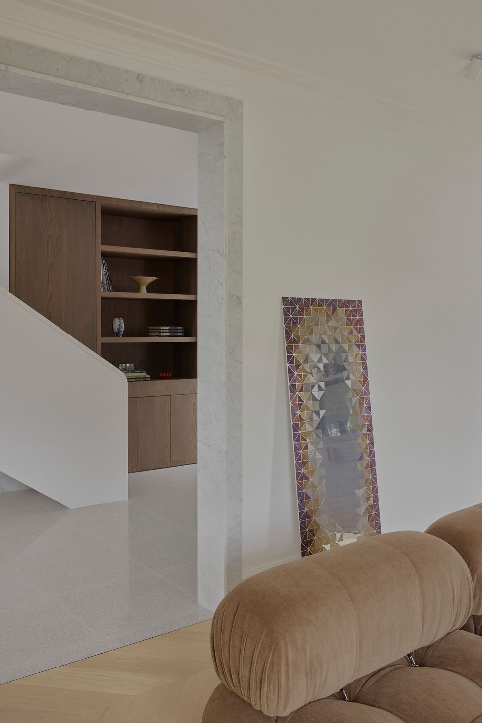 Studio-Ceravolo-Strathmore-Courtyard-House-Sean-Fennessy-05-Web-Res.jpg