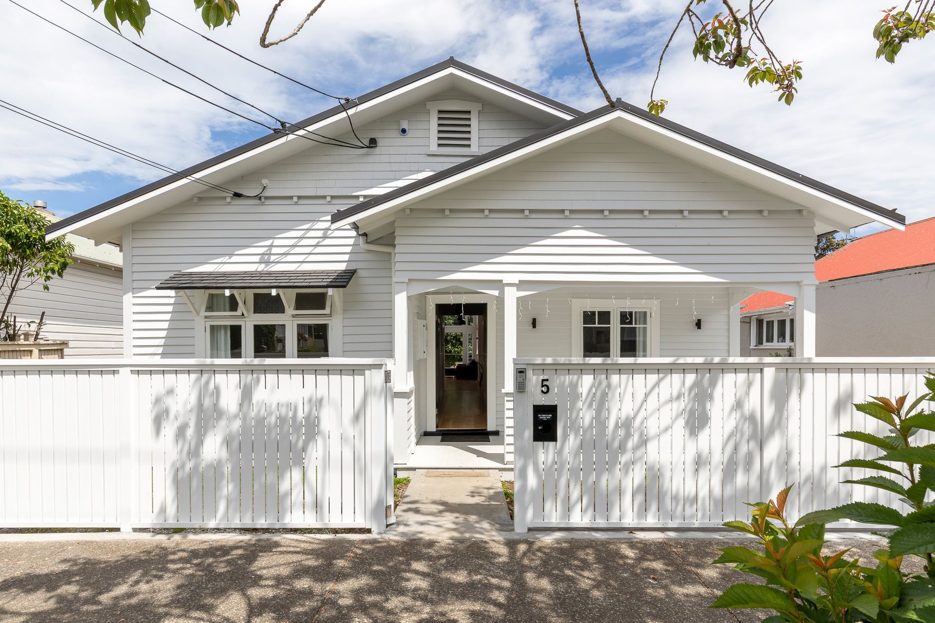 Mt Eden Bungalow