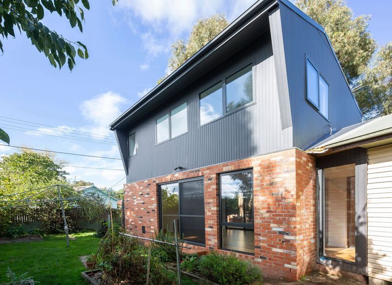 Narrabundah Extension