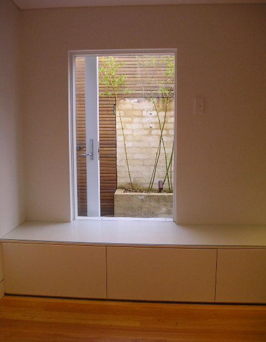 entry showing internal courtyard