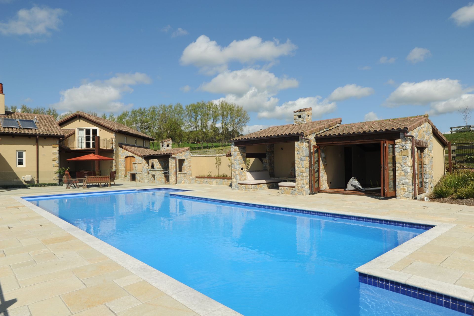 Custom Pool - Auckland 1