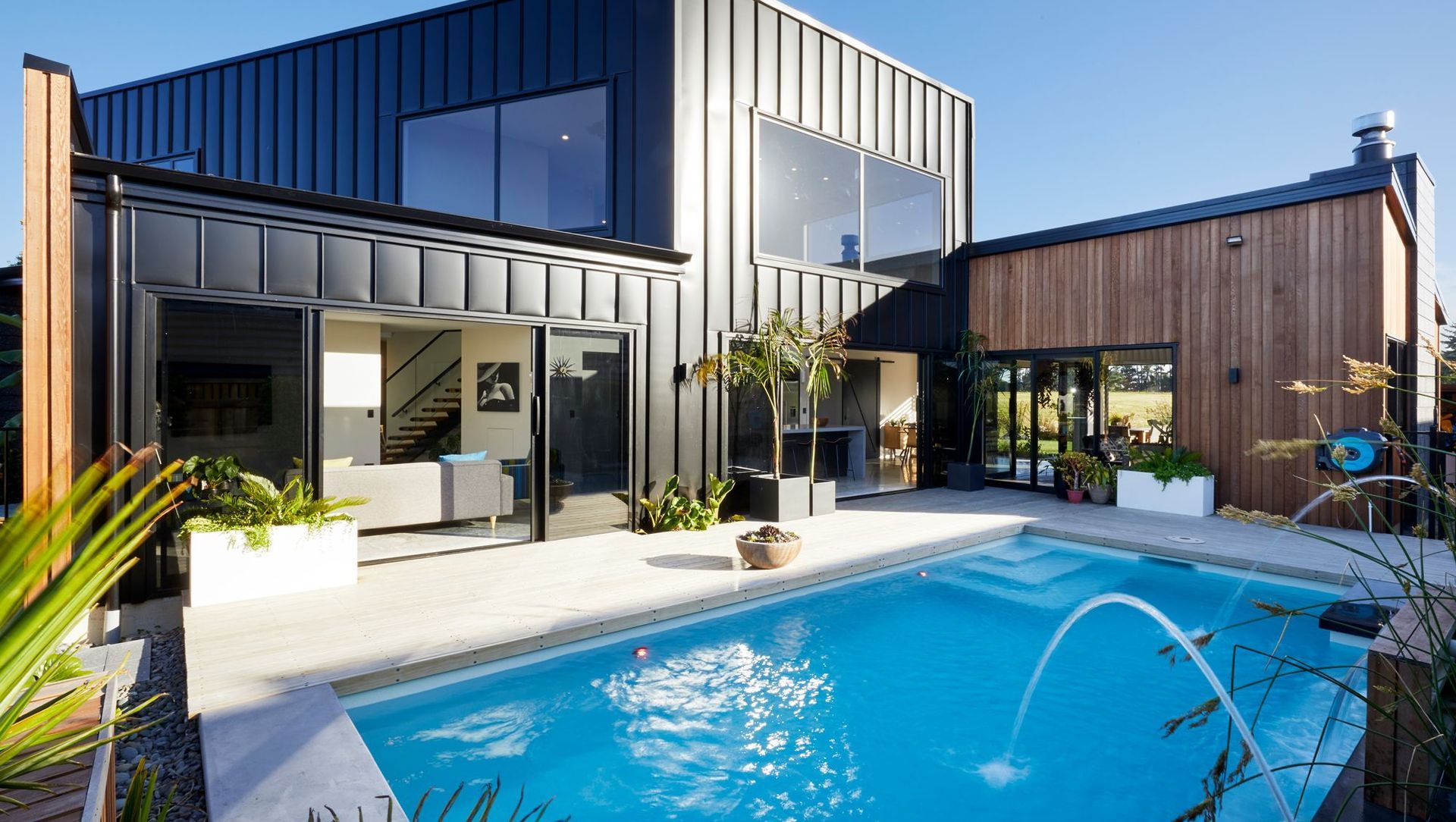 Custom Pool Waikato banner