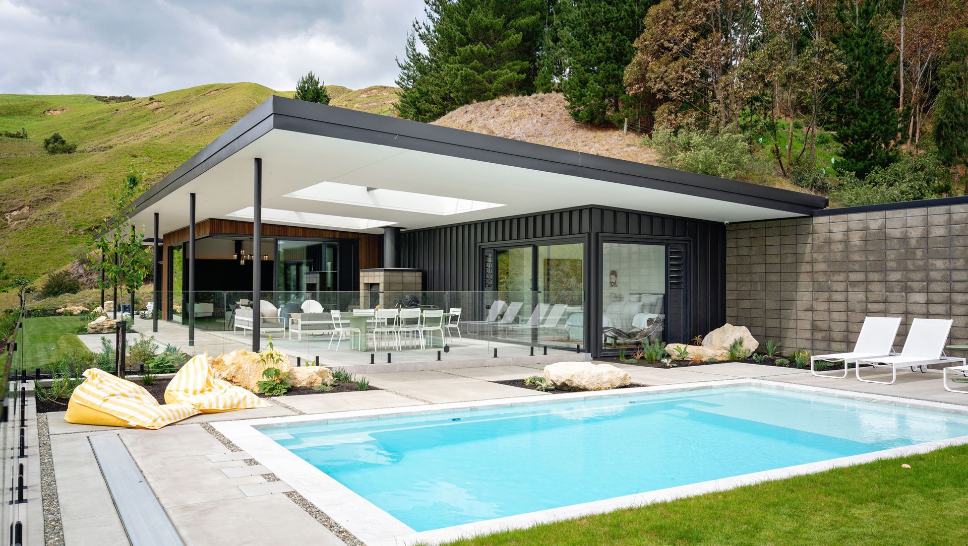 Blackbarn House banner