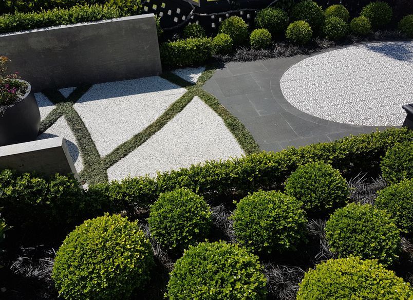Classical and contemporary courtyard, Mt Eden