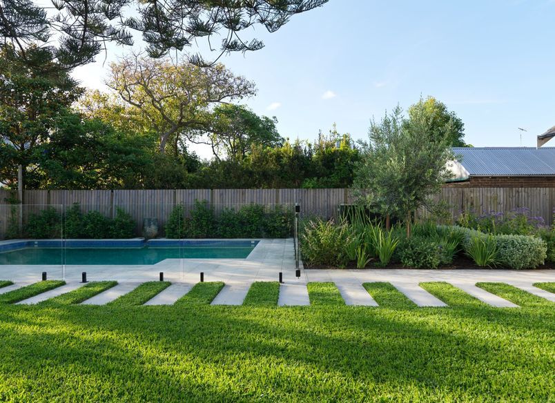 Piano Garden, Kensington