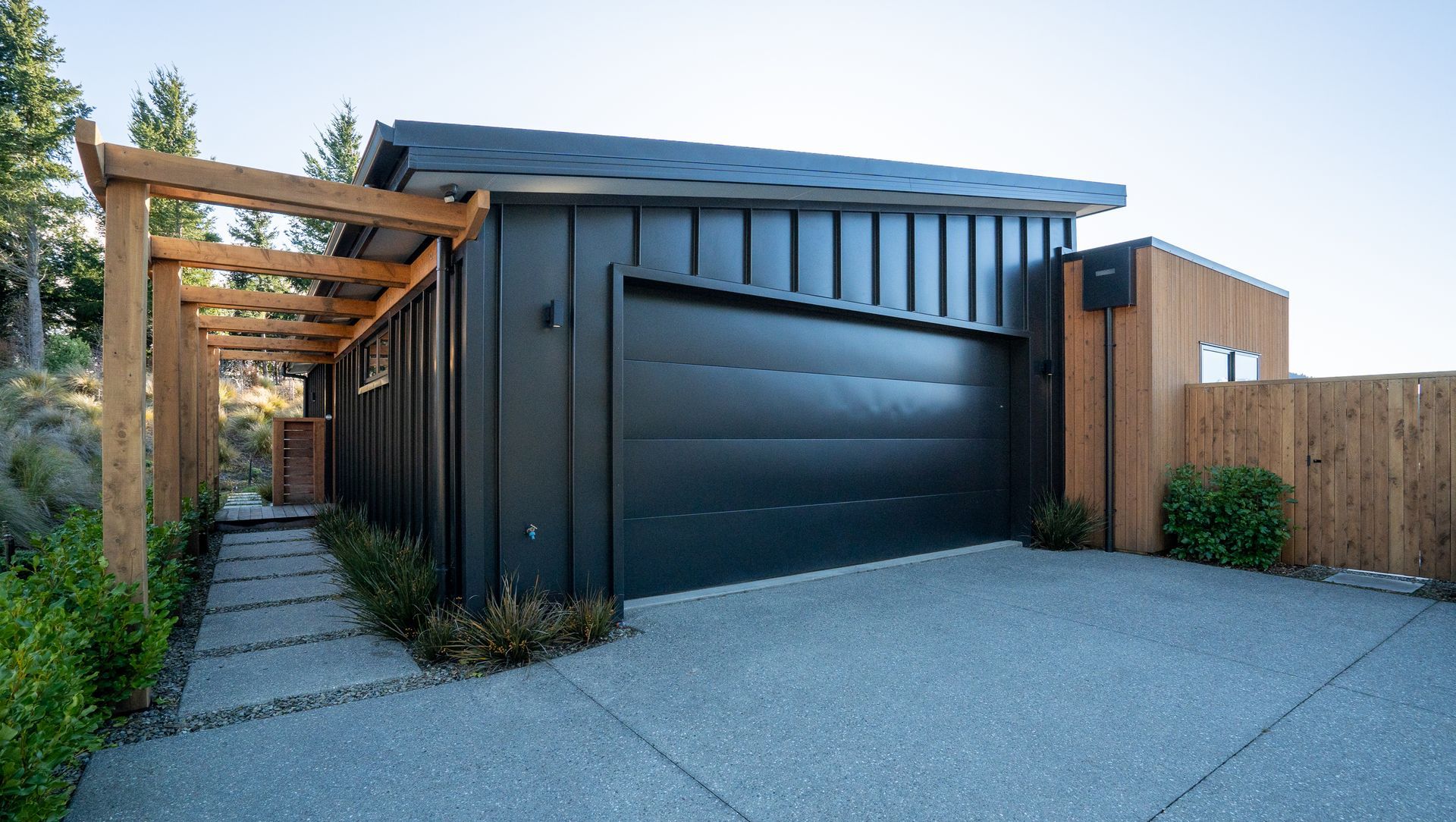 Albert Town Road, Lake Hawea banner