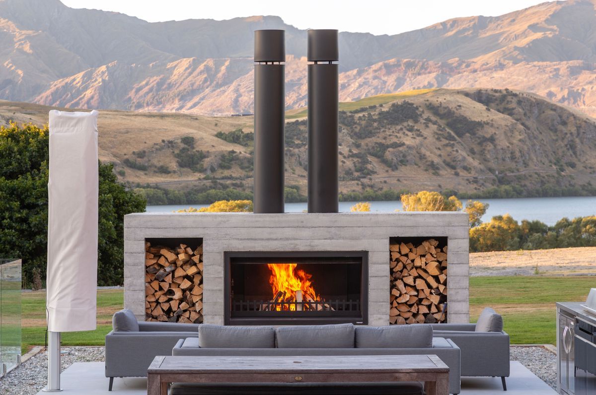 Trendz Outdoor Fireplace - Alec Robins Queenstown
