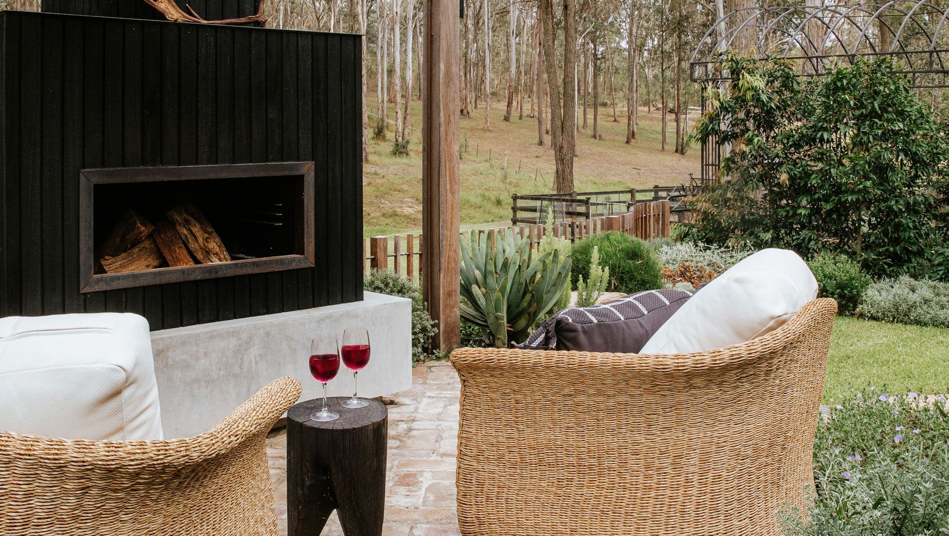 Grounds at Glossodia banner