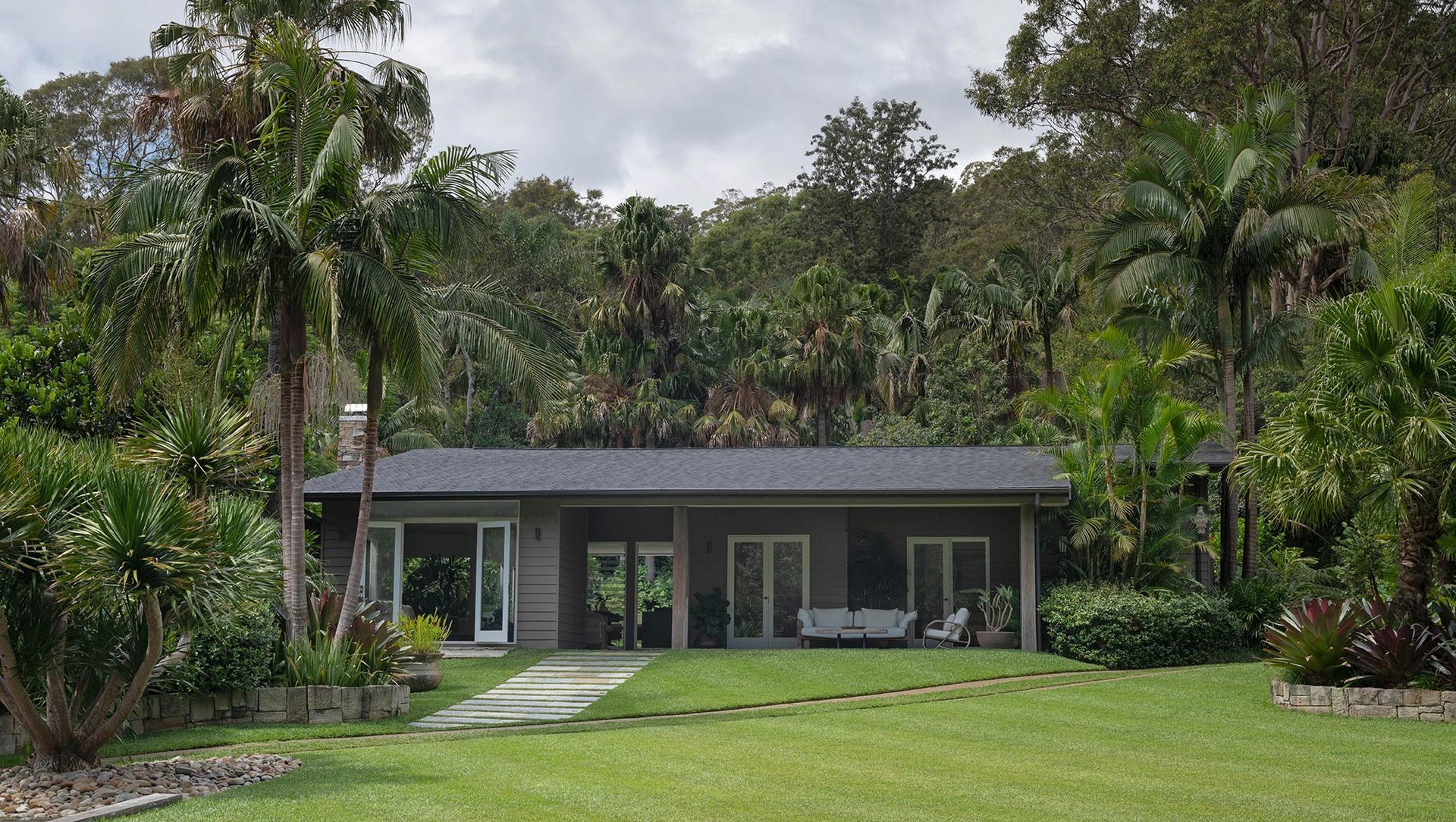 Maluhia Getaway banner