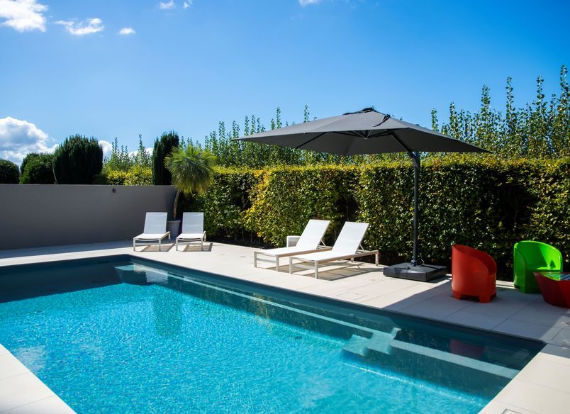 Vineyard Splash – The Dancing Oasis