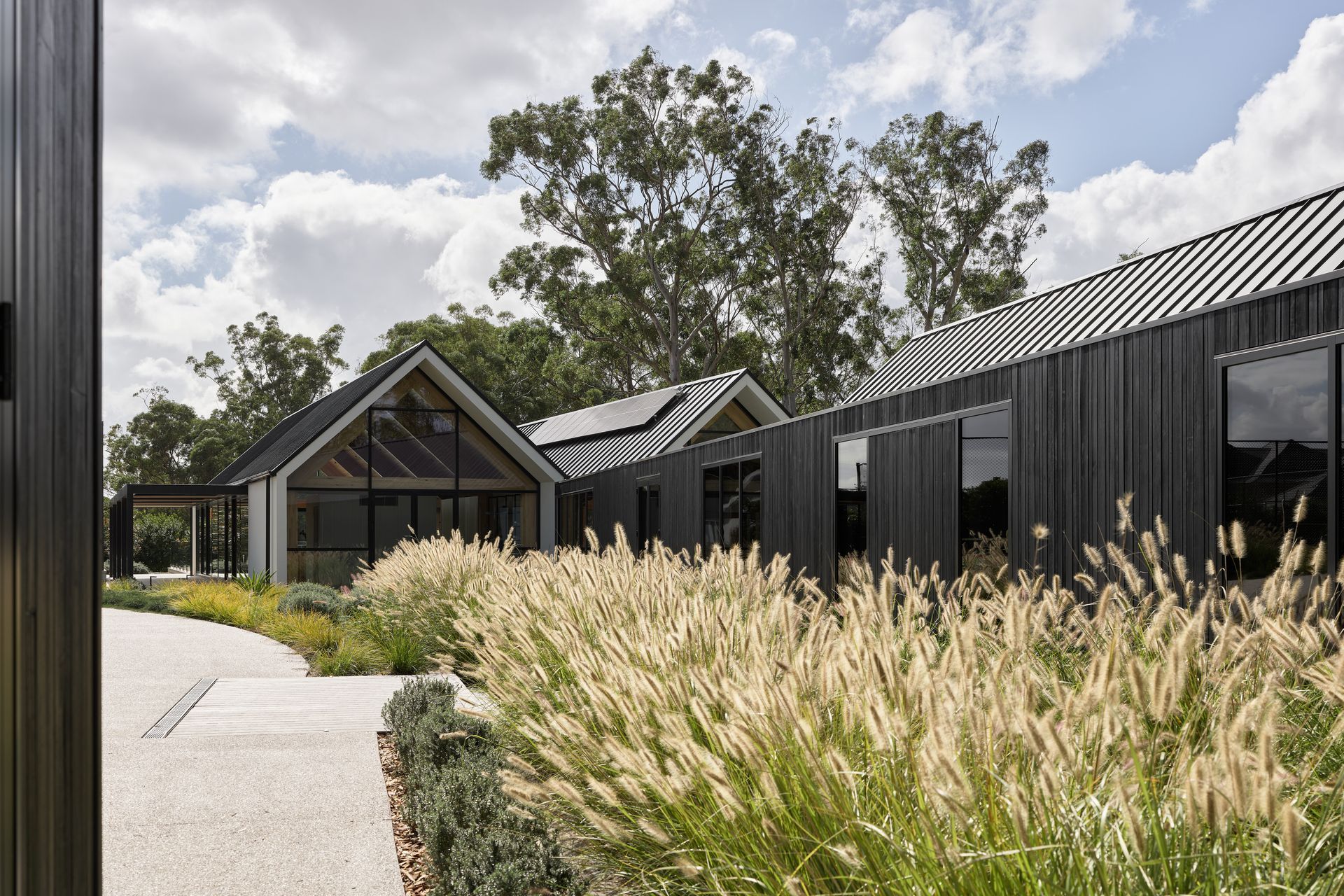 Silver Ash Premium Travertine Tumbled | Mallinger Constructions | Andrew Donaldson Architecture &amp; Design | Crystal Pools | Rolling Stone Landscapes