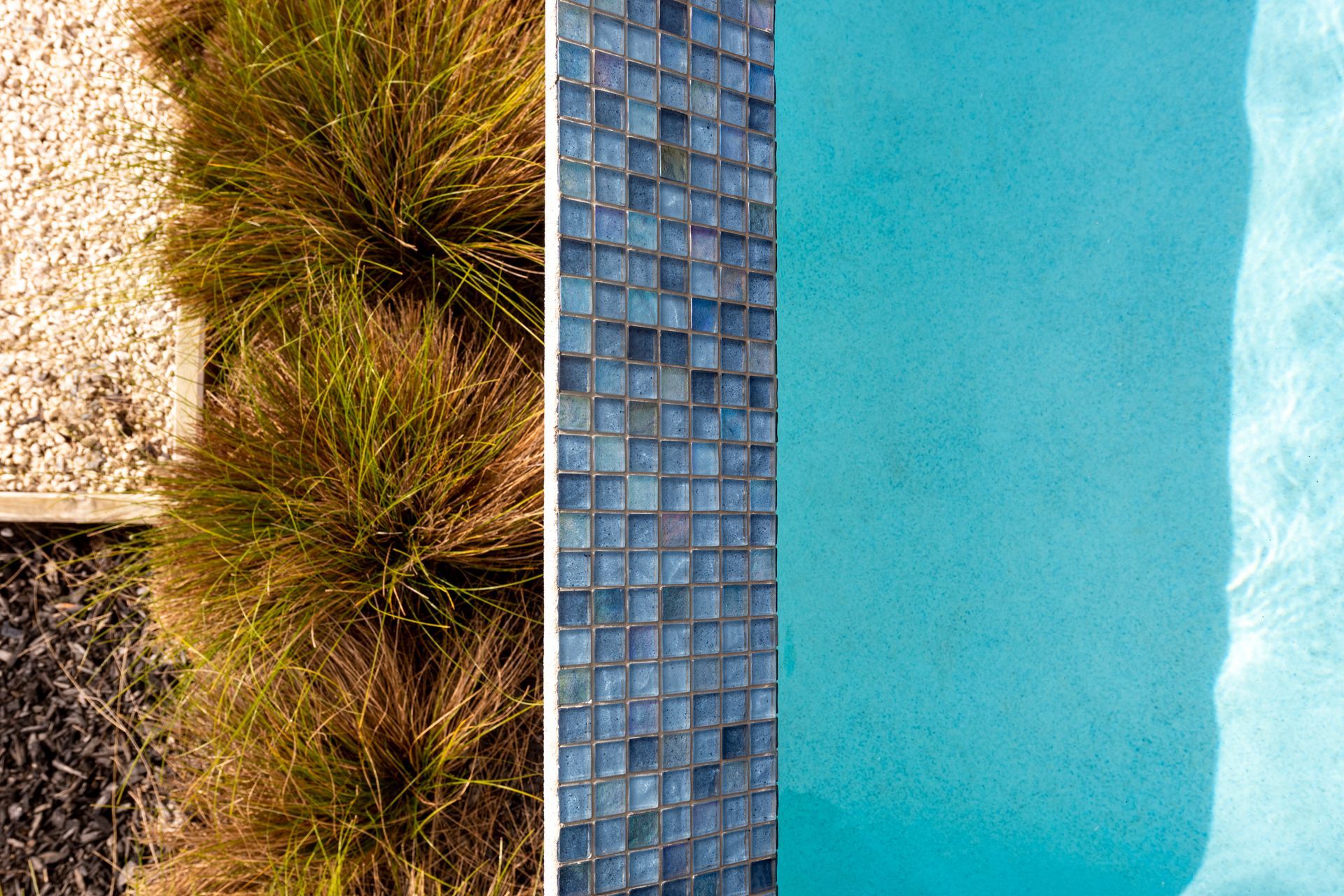 Palmer &amp; Allen Lightwaves Mosaic Tiles looks amazing with Hydrazzo Gulfstream Blue pool render