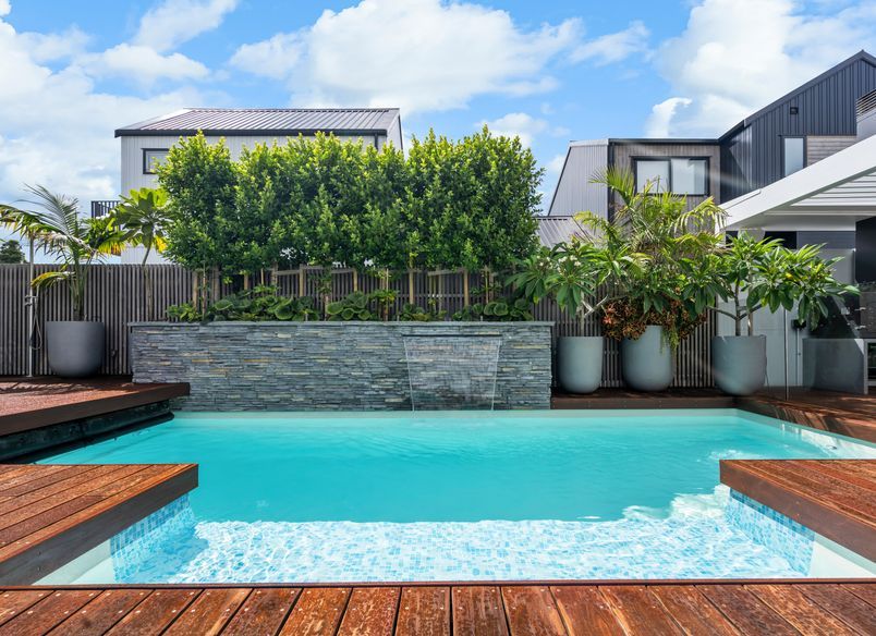 7.15 X-Trainer in Pearl by Ultimate Pools